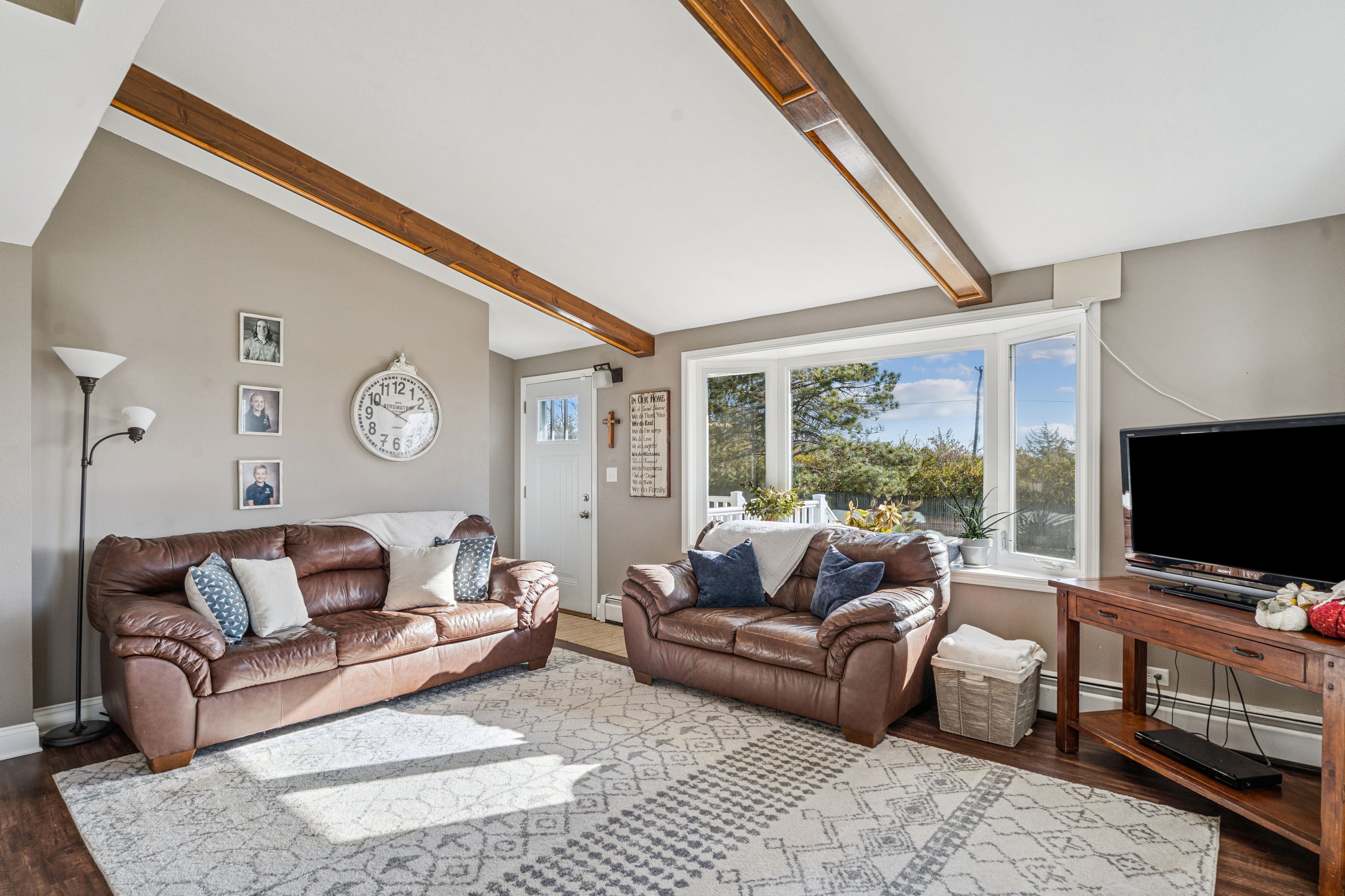 Listing Photo: 03-107 16437 173rd Ave